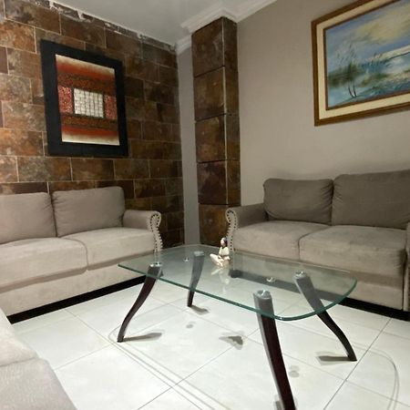 Hostal Bellagio Guayaquil Buitenkant foto