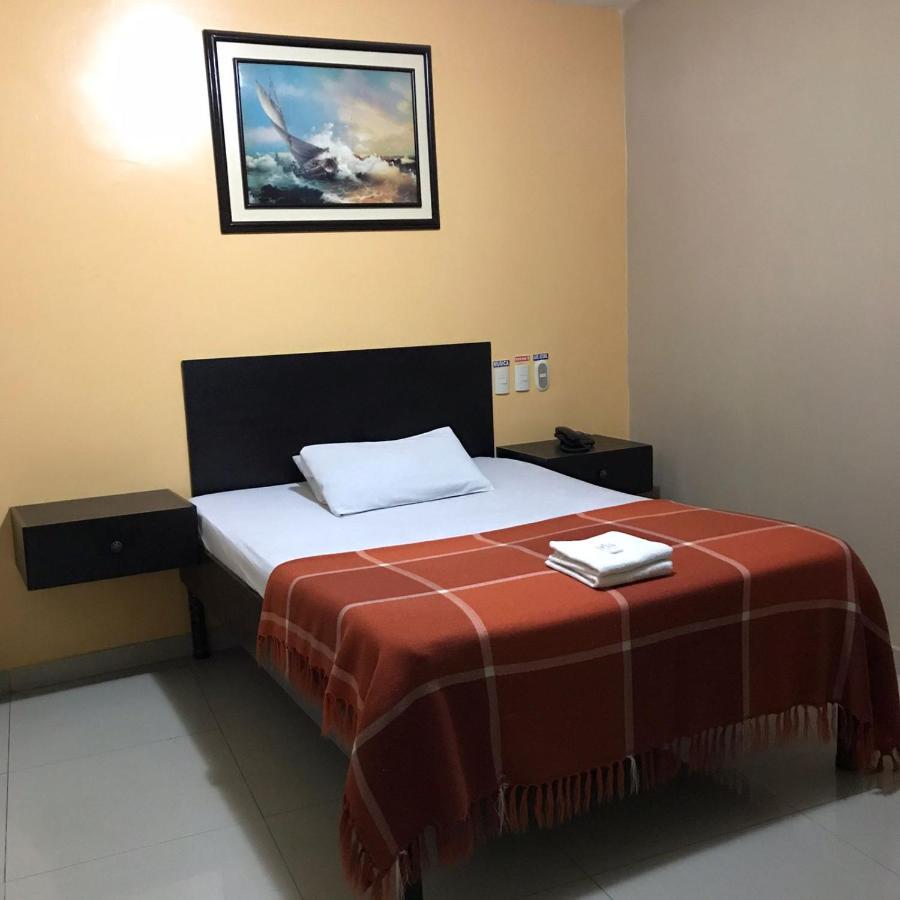 Hostal Bellagio Guayaquil Buitenkant foto