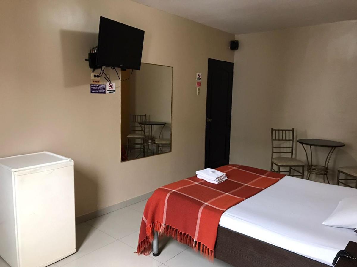 Hostal Bellagio Guayaquil Buitenkant foto